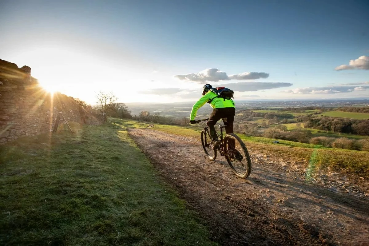 Vendite Gilet Ciclismo -Vendite Gilet Ciclismo 170634095 4149096325121369 5872498679880054056 n