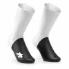 Copriscarpe Assos Assosoires RSR Bianco Nero 1 Copriscarpe Assos Assosoires RSR Bianco Nero -Vendite Gilet Ciclismo ass p13 62 699 18 001