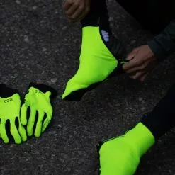 Copriscarpe Gore Wear Shield Thermo GORE-TEX INFINIUM™ Giallo Fluo Nero -Vendite Gilet Ciclismo gow 1008270899 004