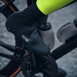 Copriscarpe Gore Wear Shield Thermo GORE-TEX INFINIUM™ Nero -Vendite Gilet Ciclismo gow 1008279900 005